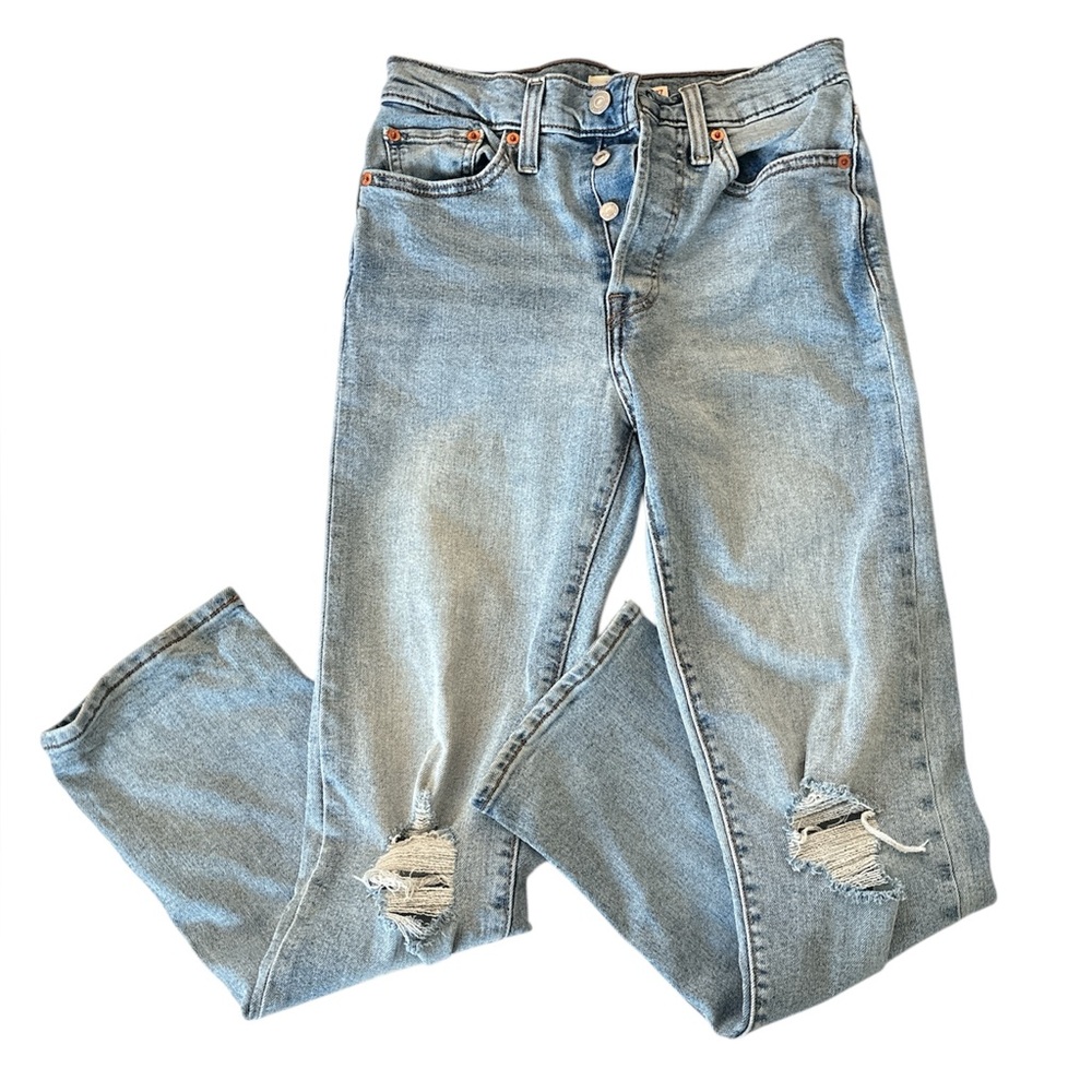 Levi’s Distressed Blue Jeans sz 27